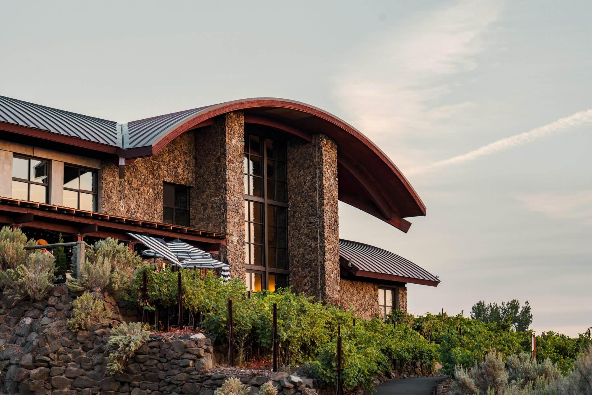 Sagecliffe Resort and Spa on the cliffs above the Columbia River
